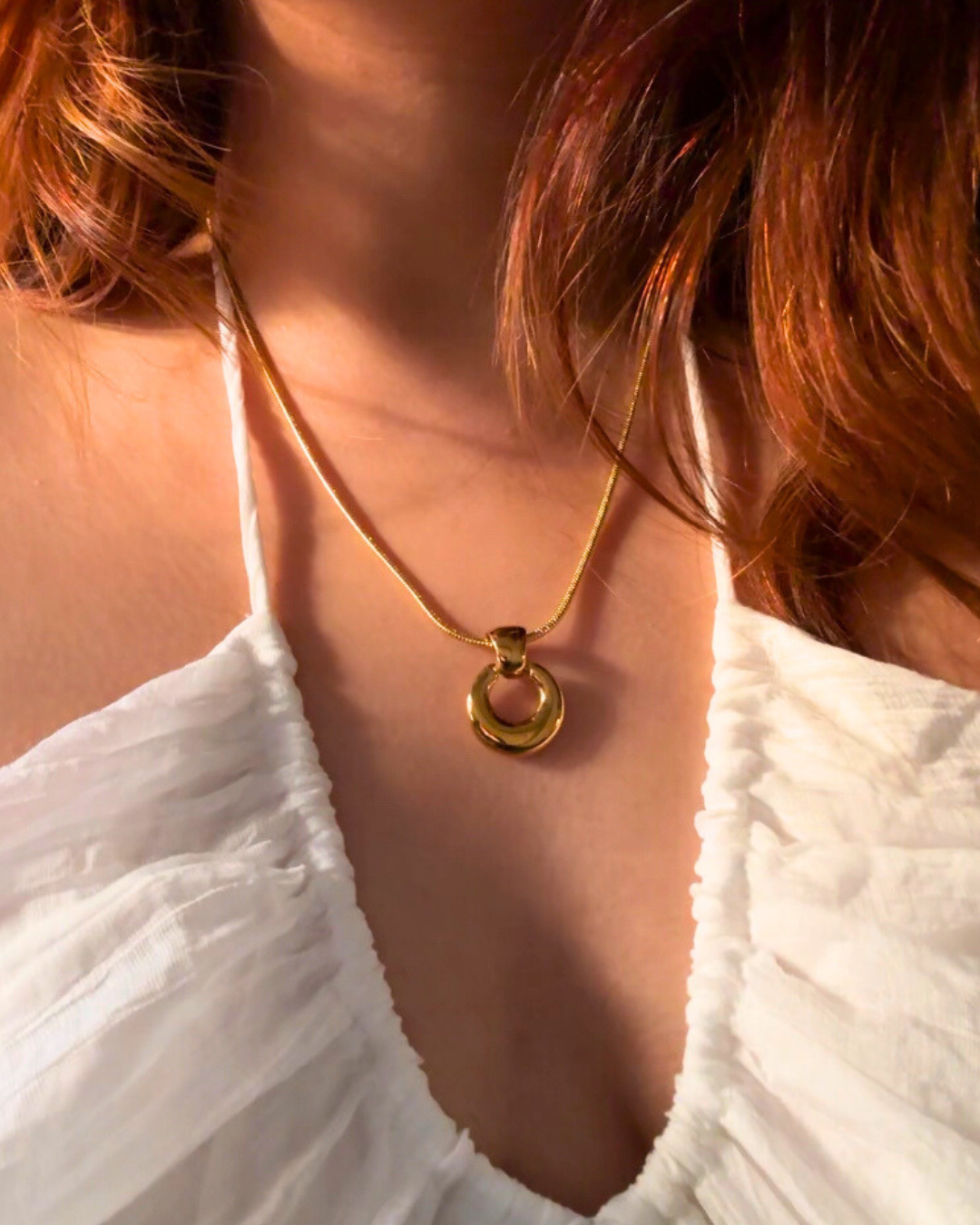 Minimal Hoop Necklace